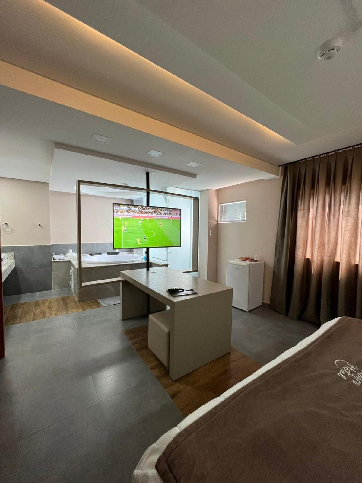 טולדו Nayru Hotel מראה חיצוני תמונה