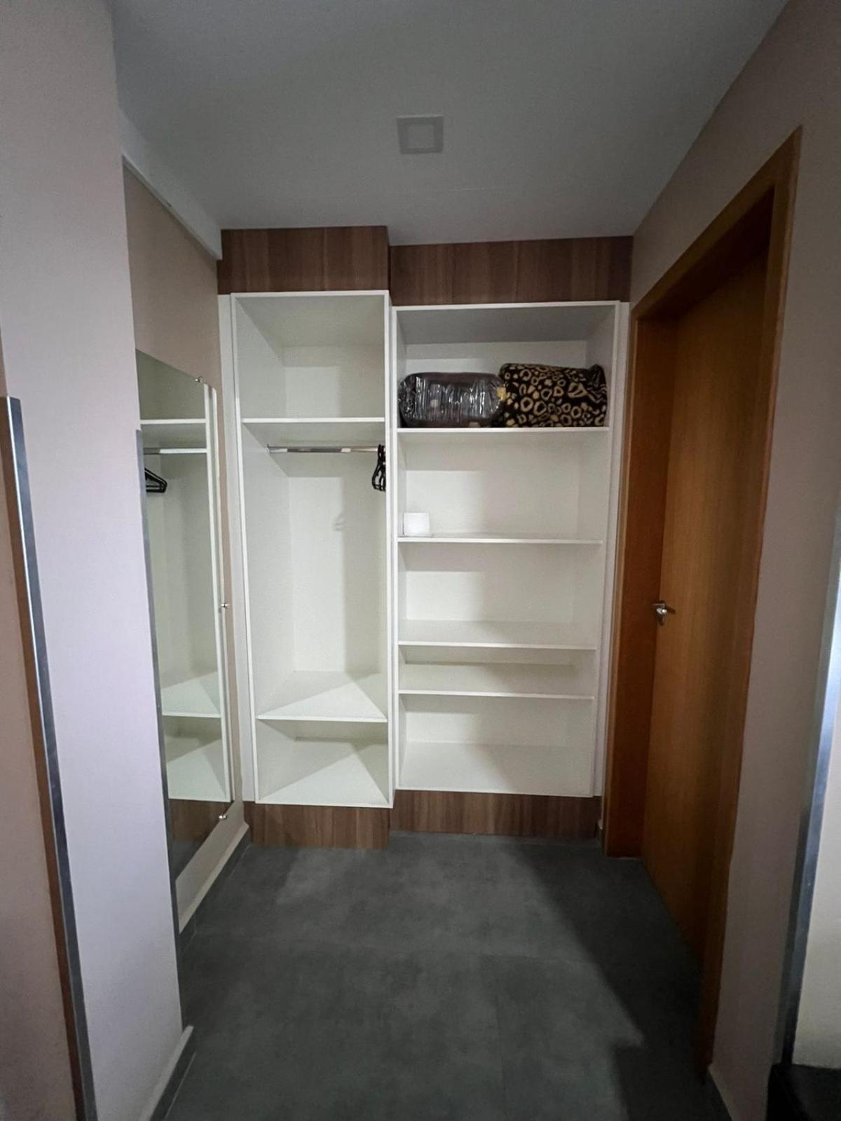 טולדו Nayru Hotel מראה חיצוני תמונה