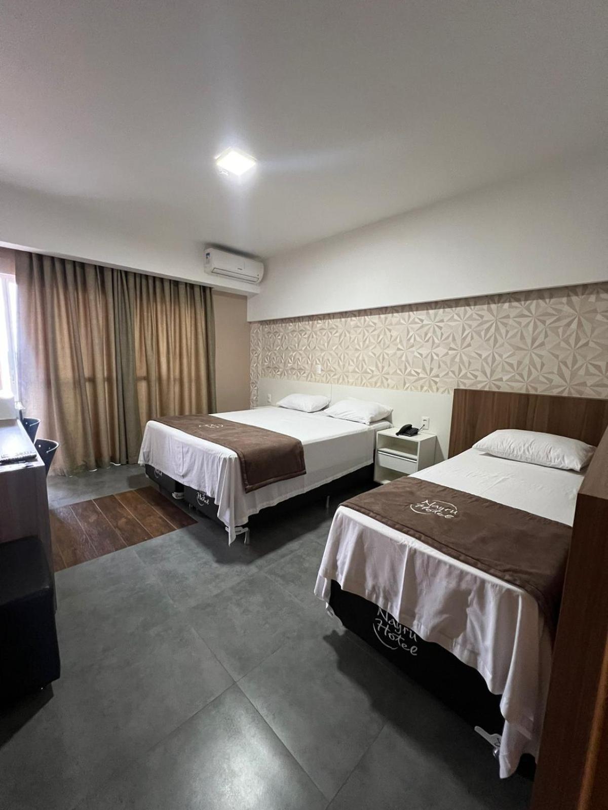 טולדו Nayru Hotel מראה חיצוני תמונה