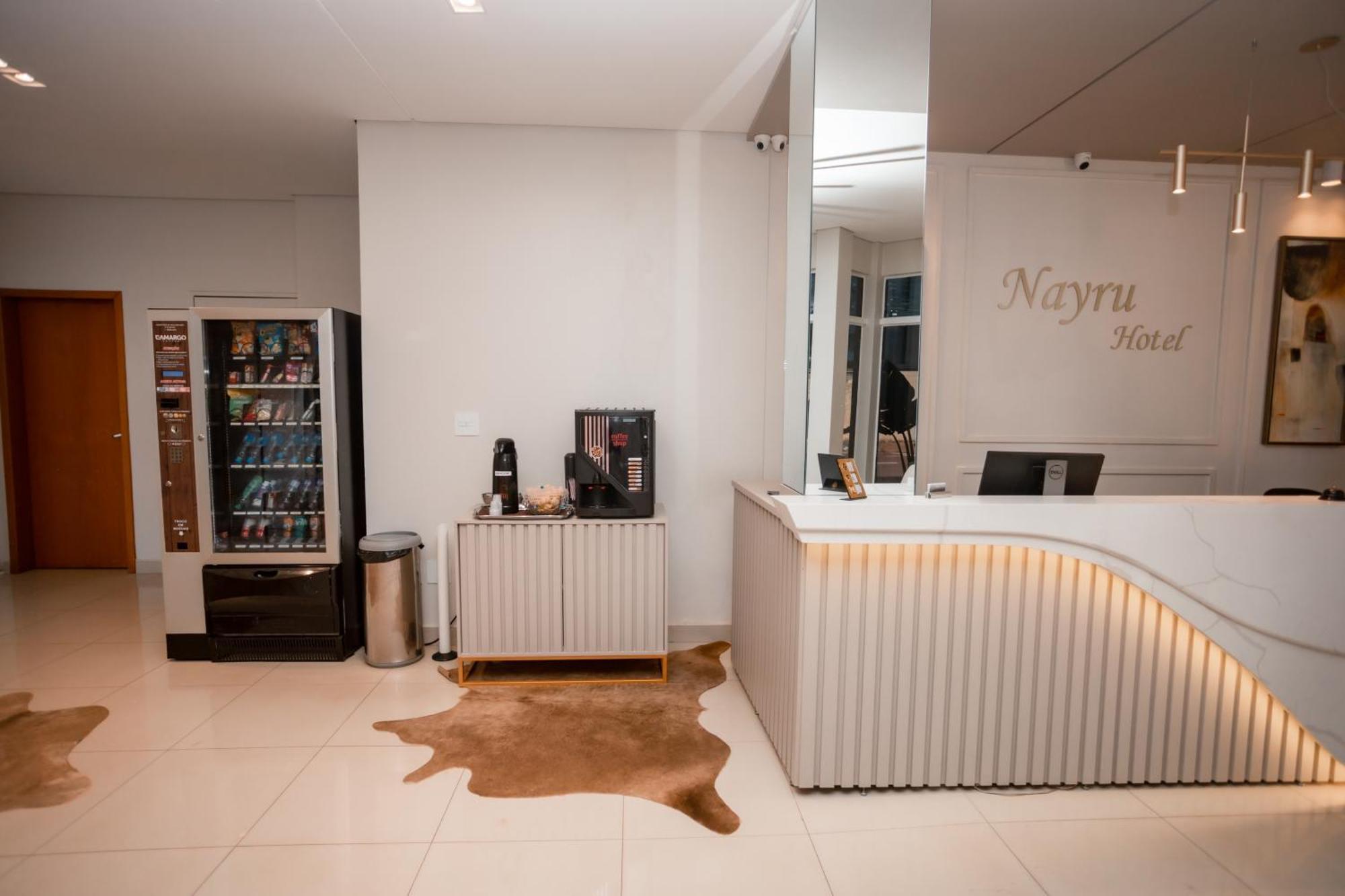 טולדו Nayru Hotel מראה חיצוני תמונה
