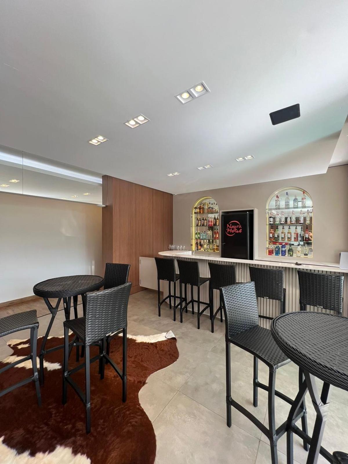טולדו Nayru Hotel מראה חיצוני תמונה