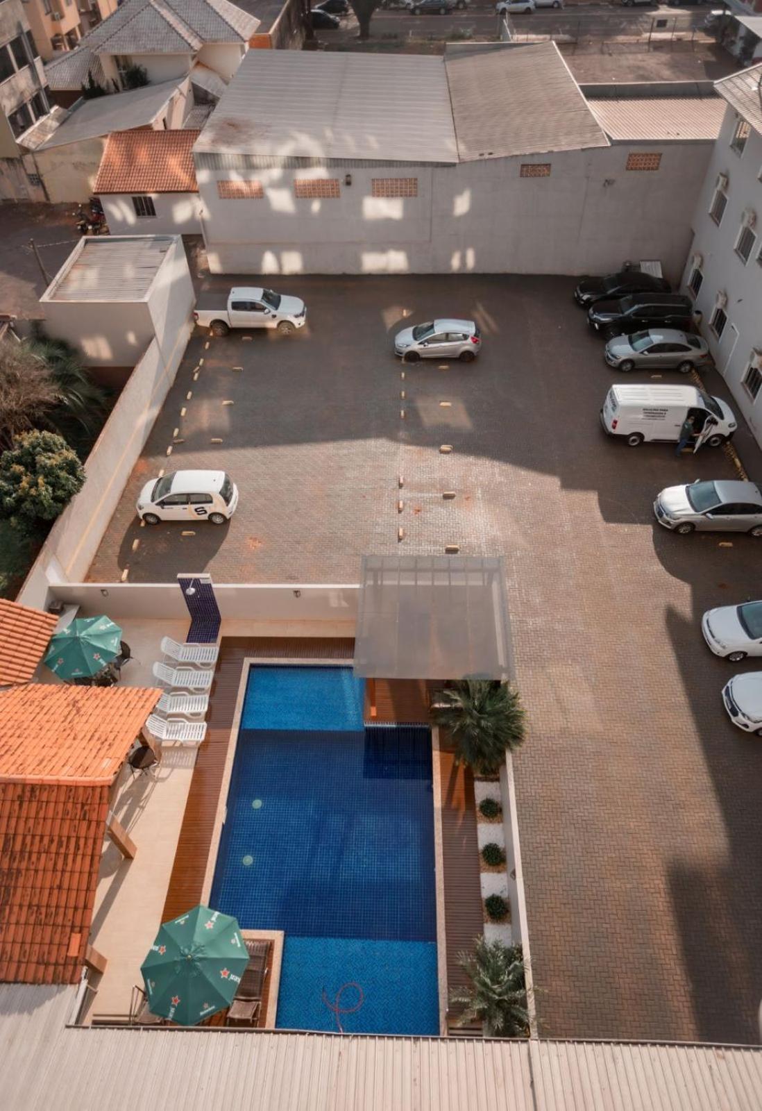 טולדו Nayru Hotel מראה חיצוני תמונה