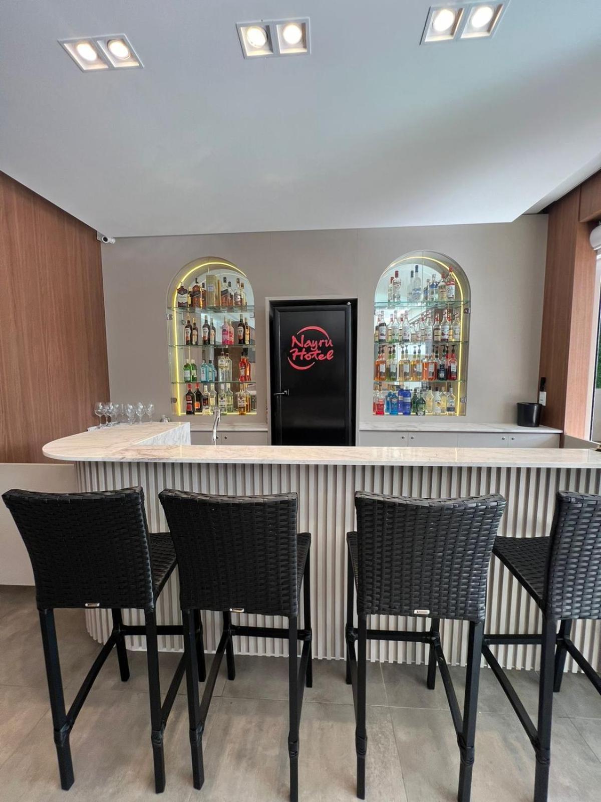 טולדו Nayru Hotel מראה חיצוני תמונה
